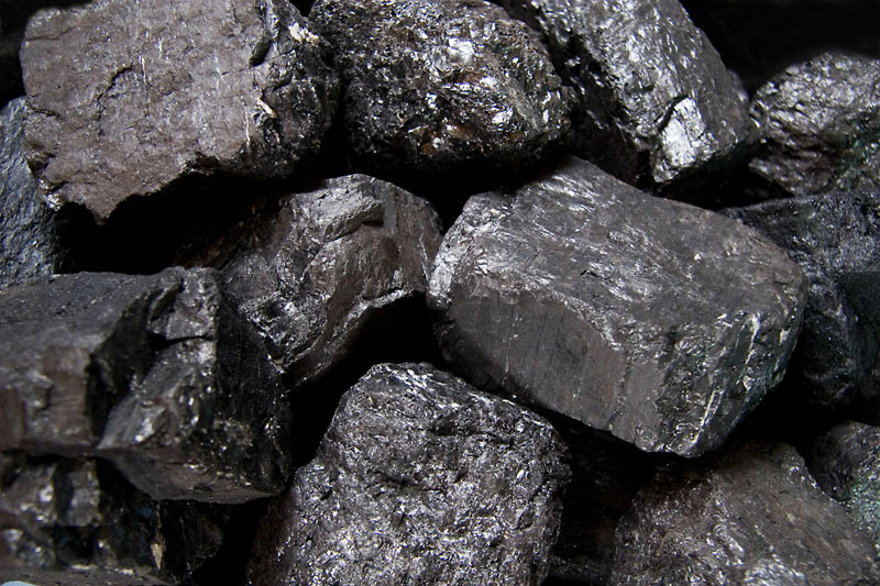 Каменный уголь возобновляемый. Уголь антрацит АО. Уголь бурый каменный антрацит. Уголь торф. Уголь торф нефть.